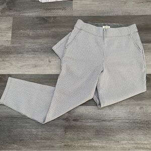 700 Max Studio grey and White Checkered Pants slacks